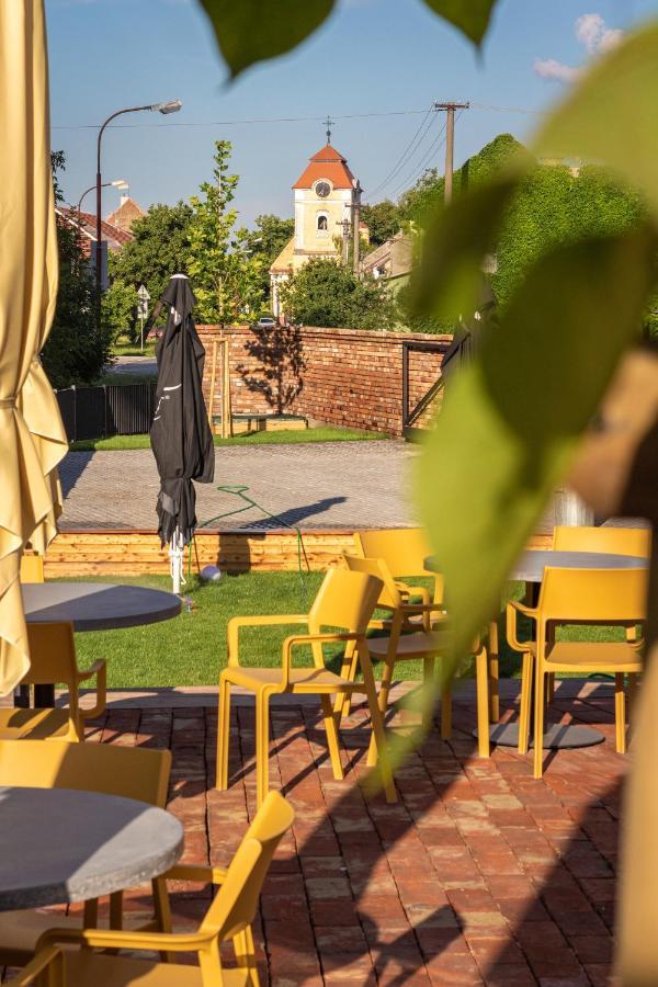 Coffein Apartments Mostkovice Экстерьер фото