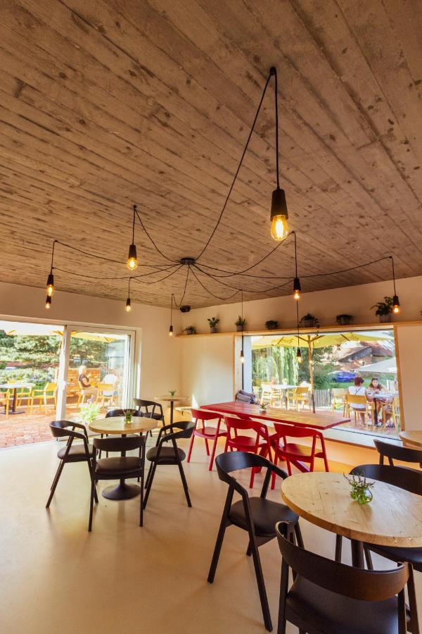 Coffein Apartments Mostkovice Экстерьер фото